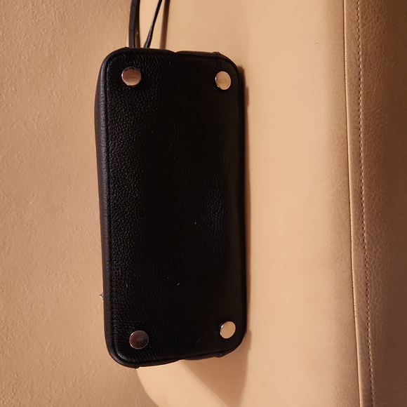 Michael Kors purse - Picture 3 of 10